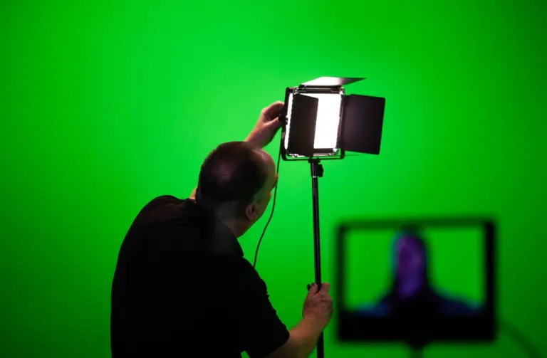 How To Use A Green Screen: Easy Steps To Professional Backgrounds In 2026